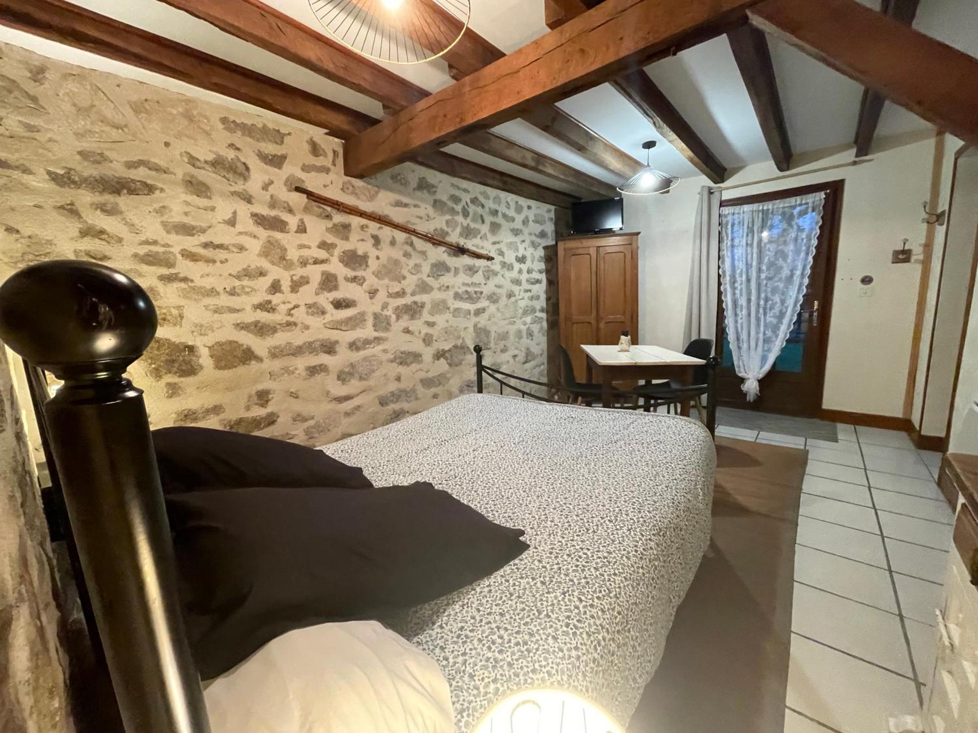 Maison D'Hotes Ourdeaux Et Gite Chez Rouchon Alleyrat  Dış mekan fotoğraf